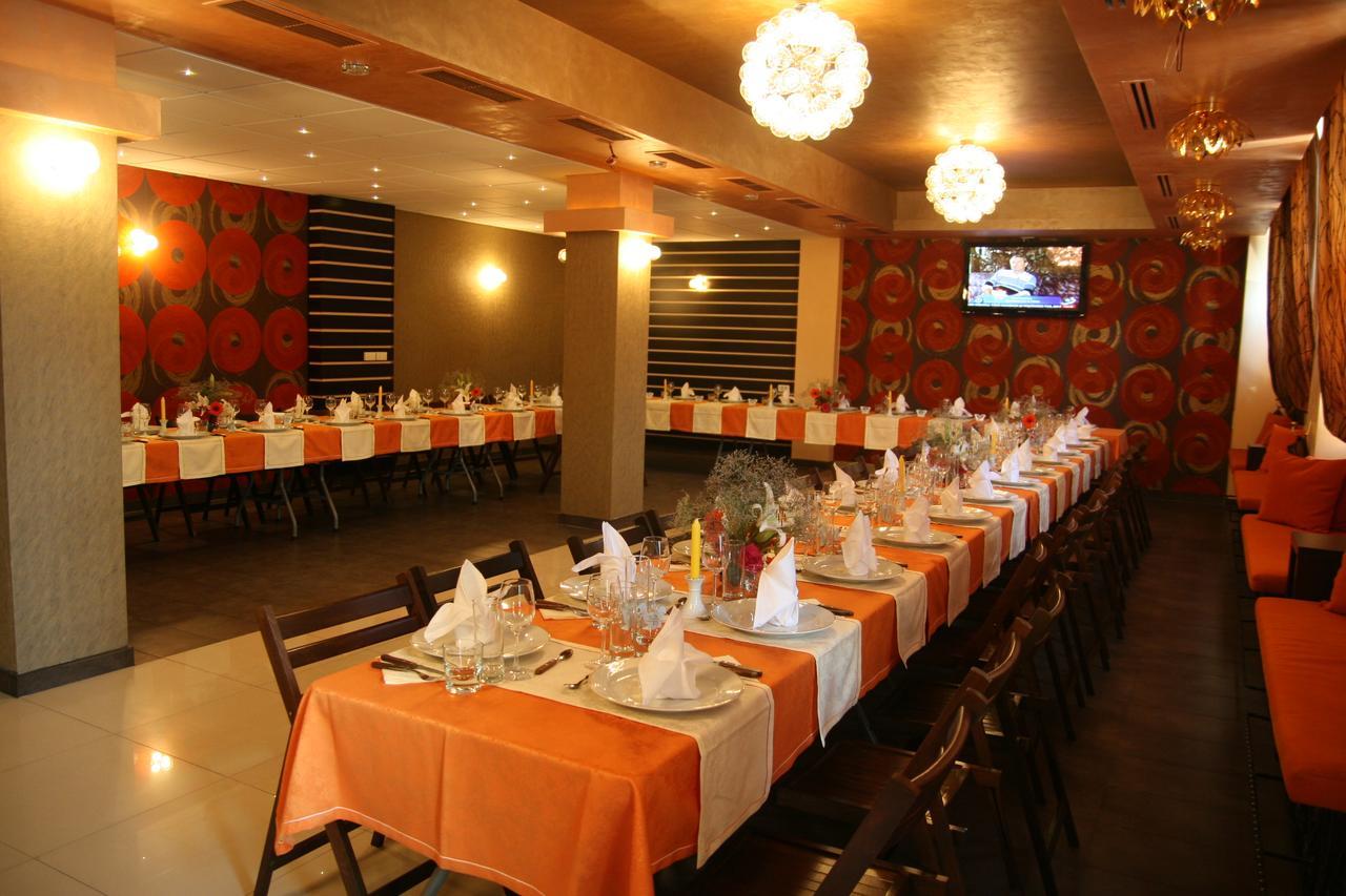 Dragasani Hotel Kilometrul Zero מראה חיצוני תמונה