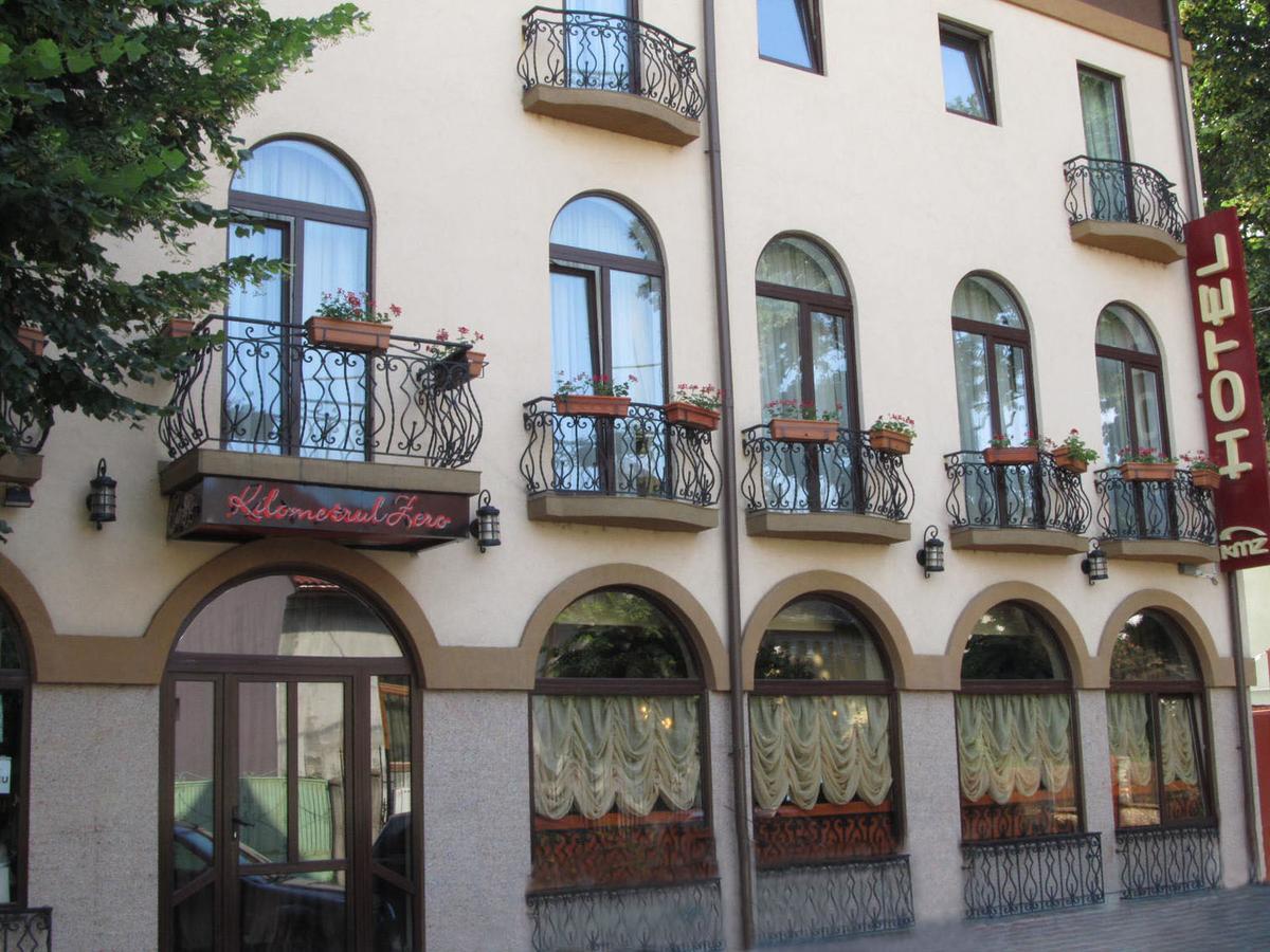 Dragasani Hotel Kilometrul Zero מראה חיצוני תמונה